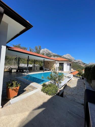 Antalya Villa Esiyok with heated pool, Antalya