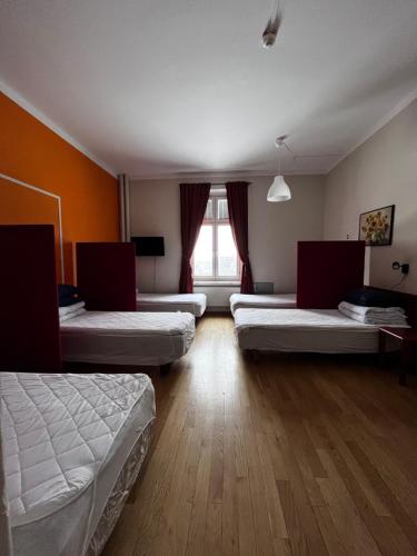 1 twin bed
