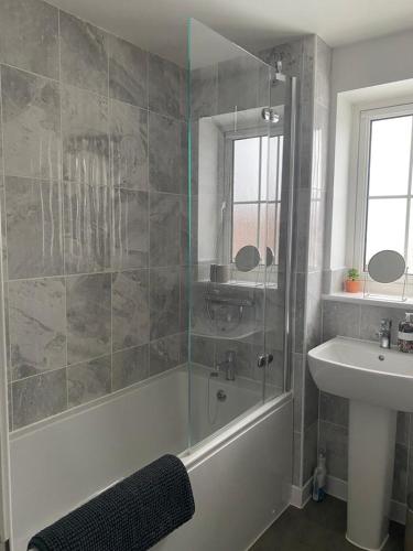 Fürdőszoba, Henry Blythe Gardens in Thame