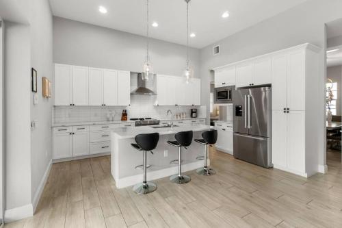 445 S. Heathwood - image 5