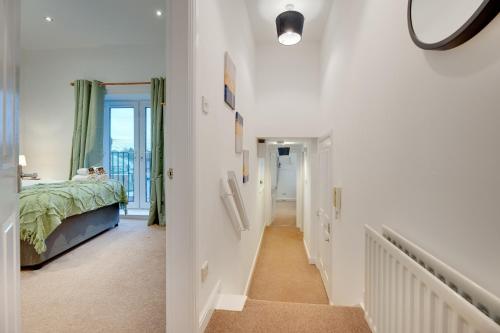 Armstrong Apartments - By Week2Week, Newcastle upon Tyne (photo 7)