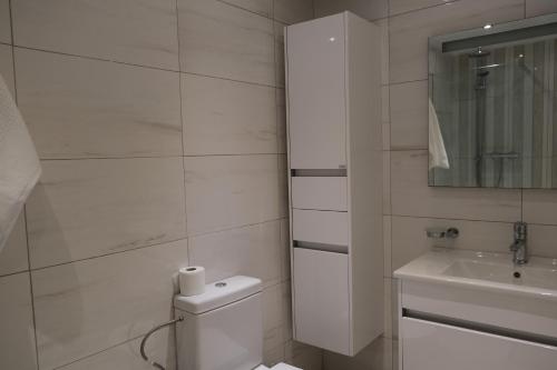 Penthouse with sea view, lift, 2 min from Valletta, Floriana (Foto 4)