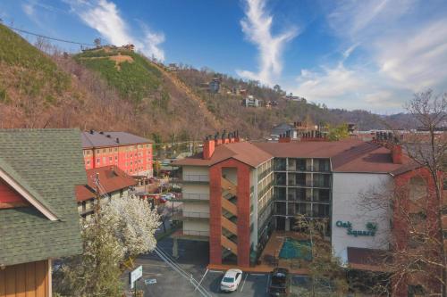 Oak Square - Unit 403