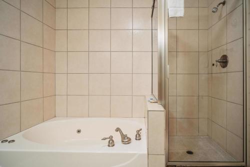 MVC - Unit 2602 - Sweet Serenity - image 11