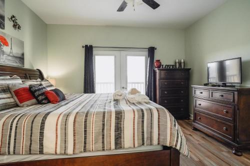 MVC - Unit 1505 - Bearly Available - image 10