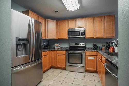 MVC - Unit 1103 - Smoky Retreat - image 5