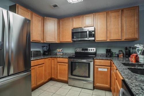 MVC - Unit 1103 - Smoky Retreat - image 10