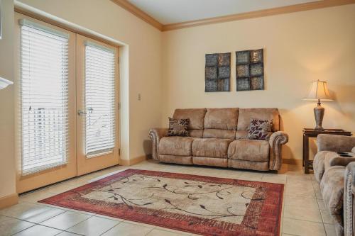 MVC - Unit 3606 - image 6