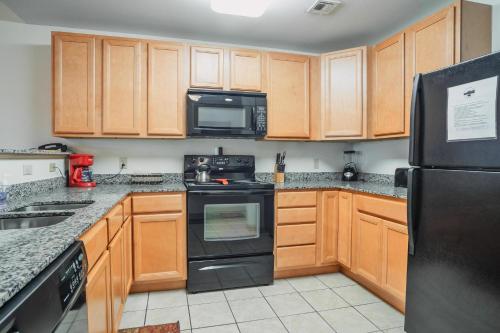 MVC - Unit 1405 - Bears Lair - image 7