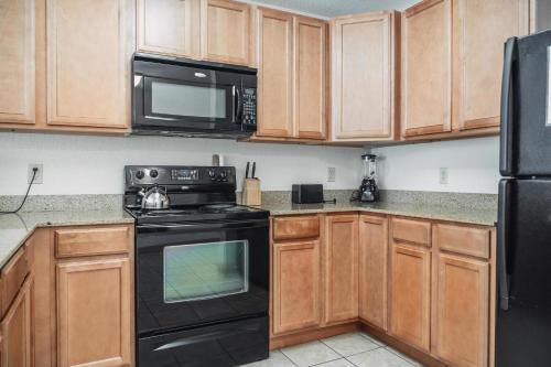 MVC - Unit 3201 - Mountain View Zodiac - image 2