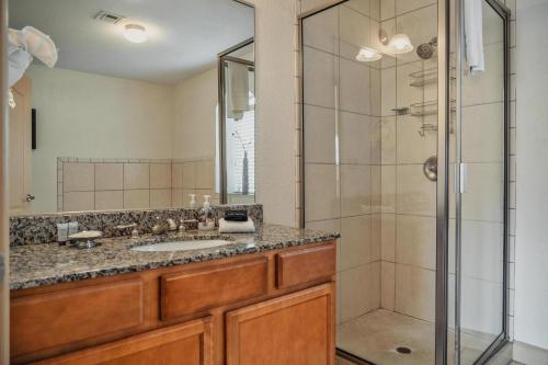 MVC - Unit 3201 - Mountain View Zodiac - image 6