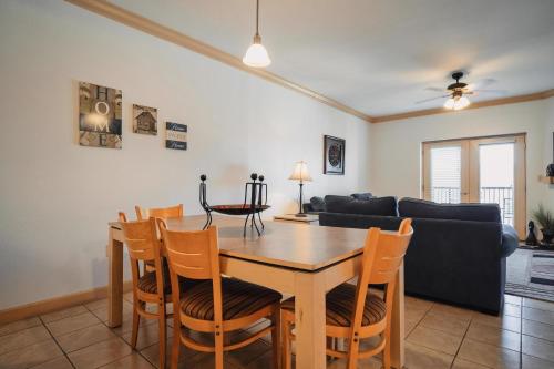 MVC - Unit 1402 - image 7