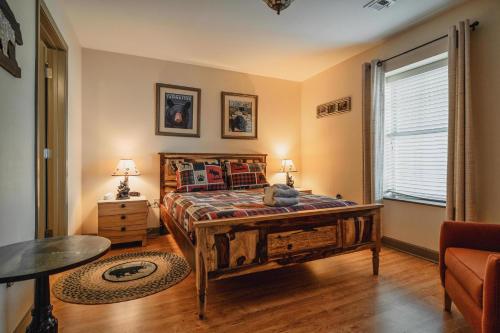 MVC - Unit 2404 - Mountain Mischief - image 6