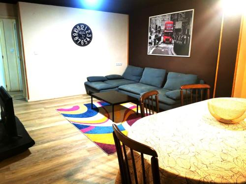 Apartamento a 5 minutos distancia de playa en Puerto de Sagunto -Full Apartment -120m2 2