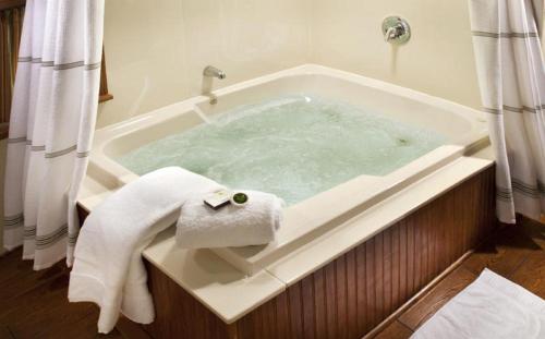 5 Ojo Inn Bed and Breakfast 5 Ojo Inn Bed and Breakfast