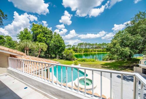 SWISS 65 - Lake Denise in Clermont