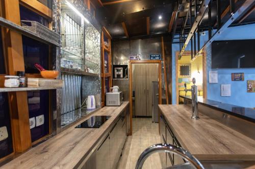 Stay in pub KAMERA KLUB apatment-city center, Lubiana (foto 7)