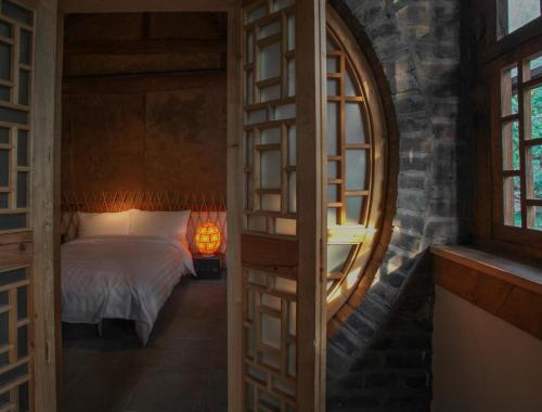 43816907 Brickyard Retreat at Mutianyu Great Wall Adjoin to Mutianyu Great Wall - Room with the View of Great Wall - Free Chinese massage experience - Vehicle Shuttle Service - International Catering - SPA& Nail Beauty Facilities