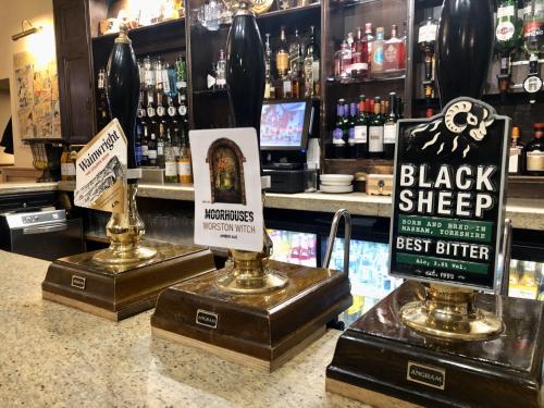 Calf's Head Hotel - image 2