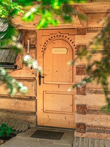 Wooden Tatra House, Закопане (фото 6)