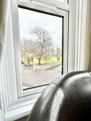 Devon House Guest House - image 4