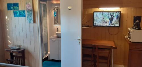 Bathroom, Studio Wifi SdB a l'italienne in Chauffailles