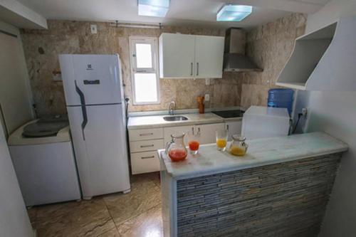 Three-Bedroom Penthouse Apartment with jacuzzi and Sea View image 2