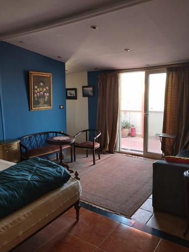 Penthouse for rent in Maadi, Cairo stunning view