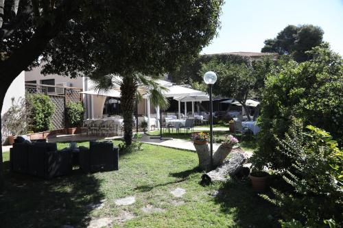 Exterior view, HOTEL VULCI in Ss Aurelia-localita Arcipretura
