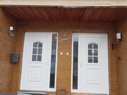 Ieeja, Appartement Gauche avec balcon in Guerting