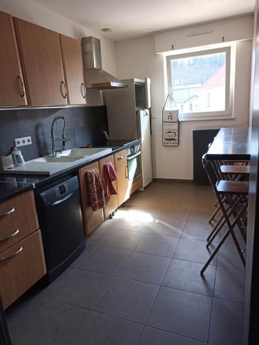 Iekārtas, Appartement Gauche avec balcon in Guerting