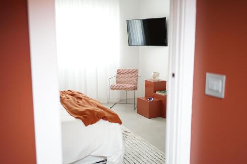 Deluxe Room image 5