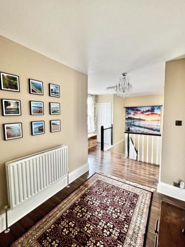 Devon House Guest House - image 9
