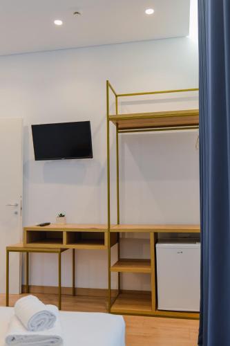 Quadruple Room image 10
