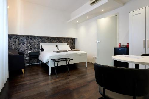 Suite in Town, Bologna (photo 3)