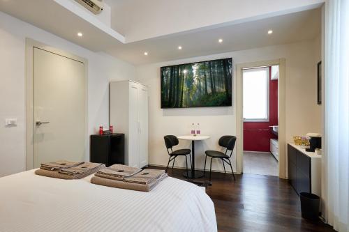 Suite in Town, Bologna (photo 4)
