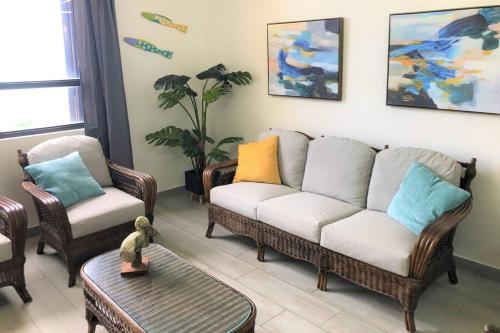 Beachfront Getaway for two! in Candelero Abajo