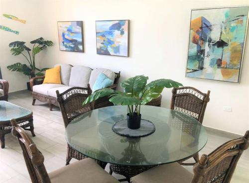 Beachfront Getaway for two! in Candelero Abajo