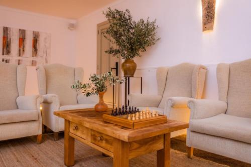 Finca Hotel Albellons - image 13