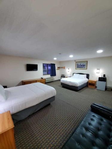 Rodeway Inn - image 8