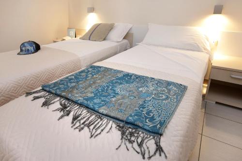 Two-Bedroom Apartment with Terrace image 10