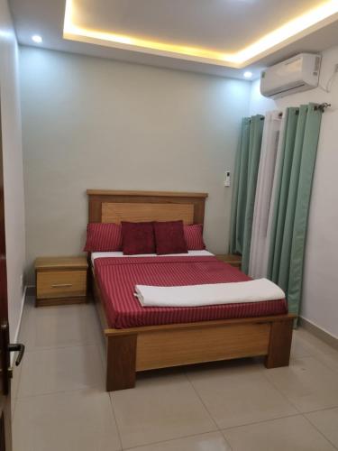 Two-Bedroom Apartment image 5