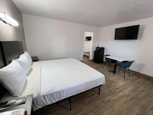 1 queen bed