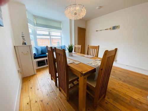 Cowes Cottage in Cowes Medina