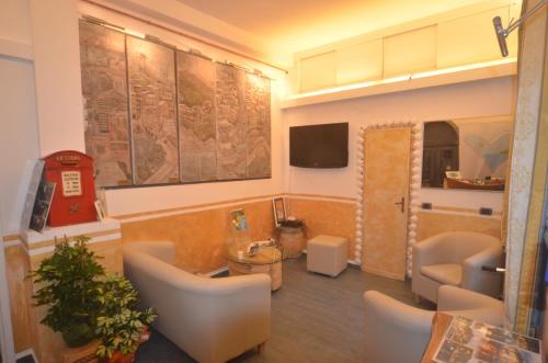 Hotel Marina 3