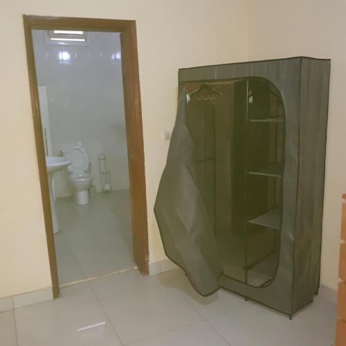 Baño, ZAC MBAO - Cité enseignants (ZAC MBAO - Cite enseignants) in Rufisque