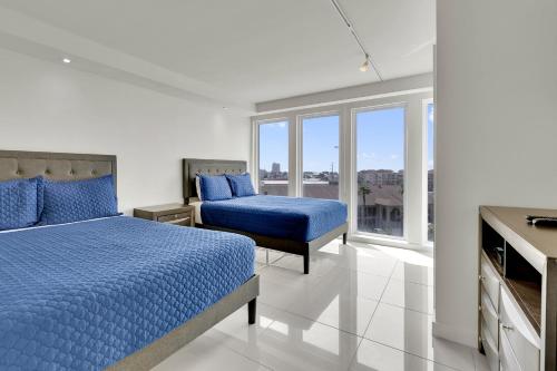 Stunning Bayview! Large condo in beachfront resort with shared pools and jacuzzi - image 12