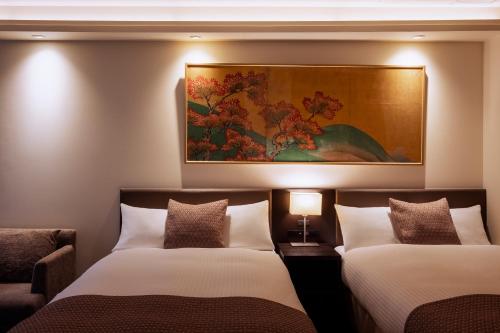 Standard Twin Room image 1