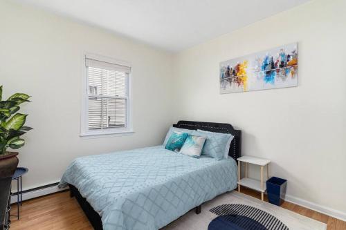 Homey & Spacious 4 Bedroom Unit Near Brown in Providence, USA