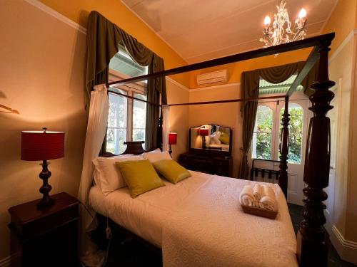 The Boutique Hotel Blue Mountains – Blackheath, NC